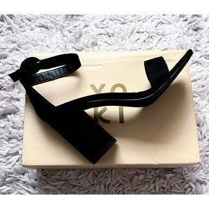 NEW Fashion Nova Black Chunky Heels